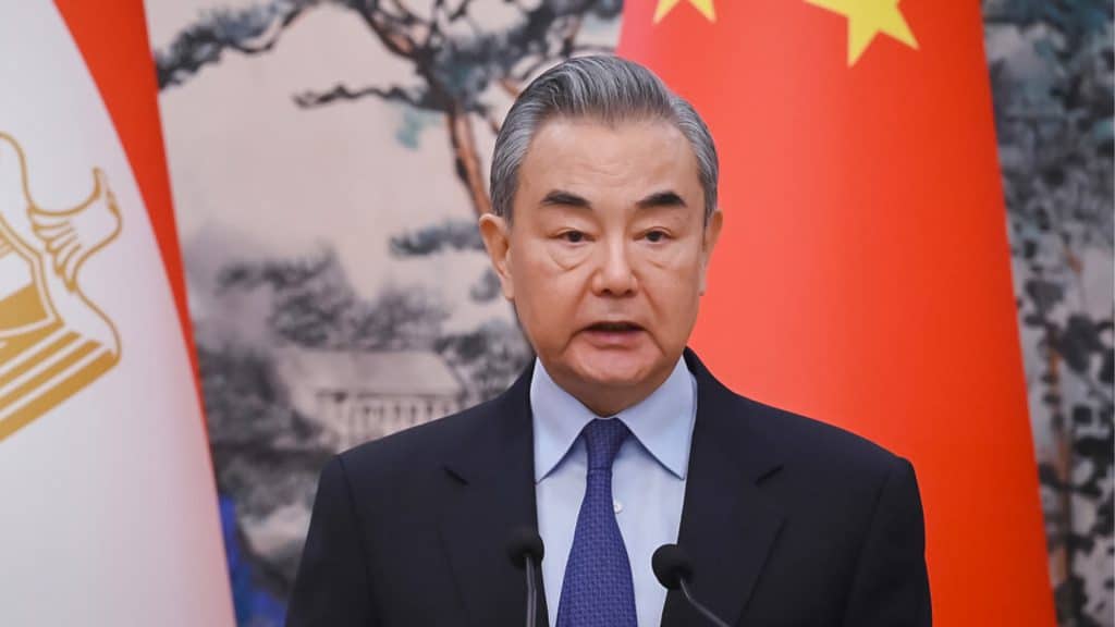 China insta a EEUU para mejorar relaciones bilaterales.