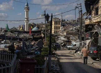 Israel viola una vez más la tregua y bombardea el Líbano Ejército de Israel bombardea las localidades de Jbaa, Houmin al Fawqa y Deir al Zahrani en el Líbano.