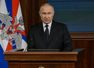 Putin acusa a Occidente de imponer y alterar reglas a su conveniencia EEUU y sus aliados continúan imponiendo sus propias reglas y las manipulan a su conveniencia, denuncia Vladímir Putin.