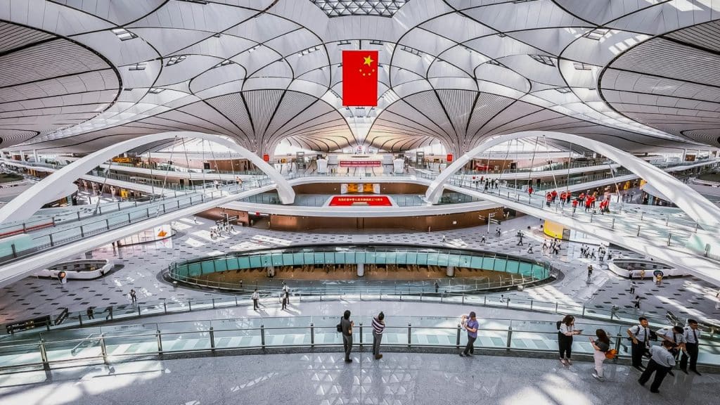 El aeropuerto de Dalian, atenderá a unos 80 millones de pasajeros y podrá administrar un millón de toneladas de carga al año.