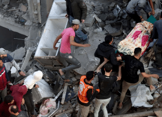 Ataques israelíes en Gaza dejan más de 70 asesinados tras anuncio de tregua Ataques israelíes dejan más de 70 muertos en Gaza.