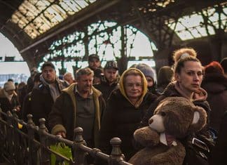 EEUU suspende programas de establecimiento para ucranianos Mediadas de seguridad fronteriza en EEUU incluyen el bloqueo de programas de establecimiento para ucranianos.