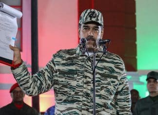 Maduro confirma la captura de mercenarios extranjeros Nicolás Maduro instó a los venezolanos a estar “preparados” ante la ejecución de cualquier plan que atente contra la paz en Venezuela.