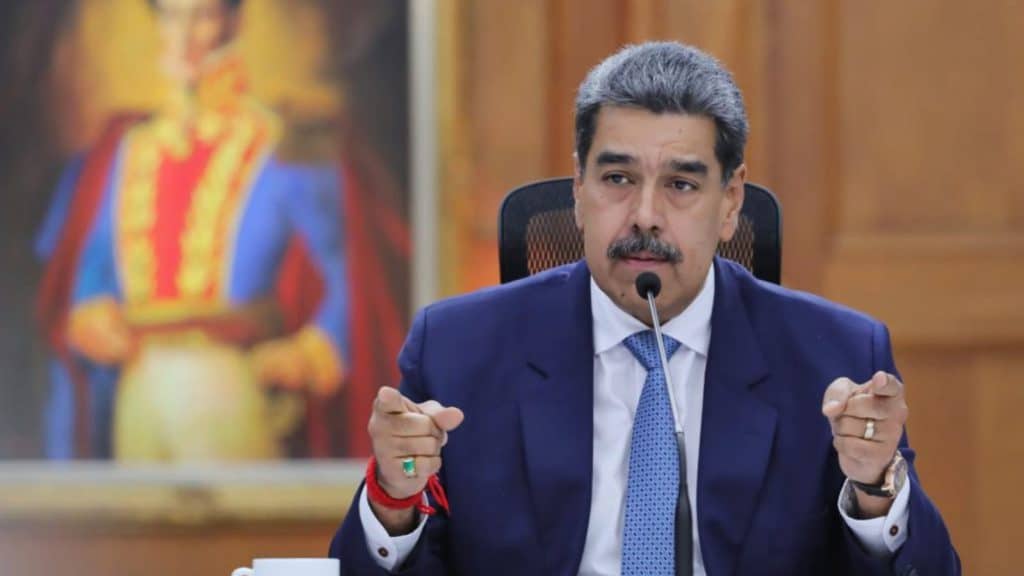 El presidente de Panamá debería defender el Canal, para hacer respetar la soberanía del pueblo, según Nicolás Maduro.