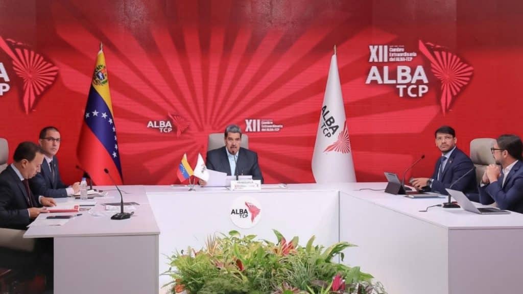 Nicaragua, Venezuela y Cuba se unen en ALBA-TCP para enfrentar la injerencia de EEUU y denunciar las acciones contra los migrantes.