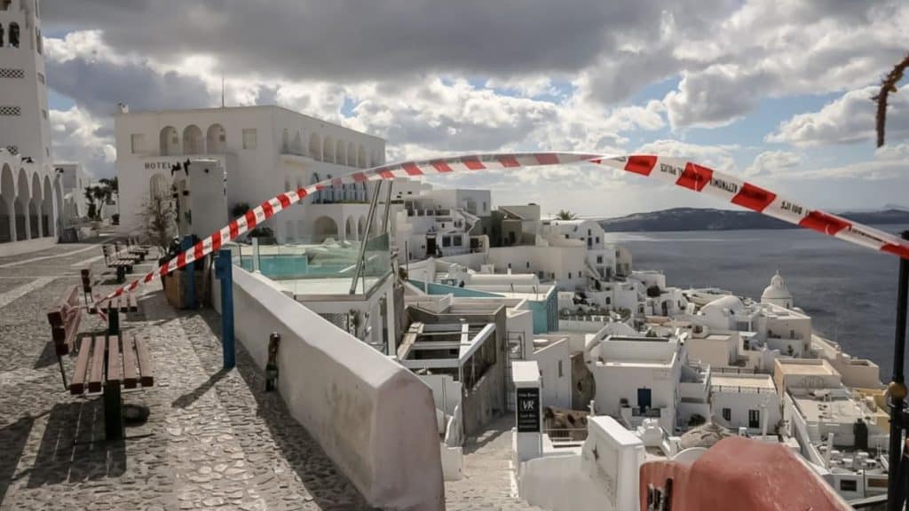 La isla Santorini, ha sido sacudida por una actividad sísmica durante más de dos semanas.