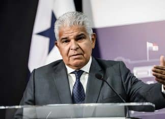 Panamá rechaza comunicado falso de EEUU sobre el Canal El presidente de Panamá rechaza comunicado de EEUU sobre el Canal.