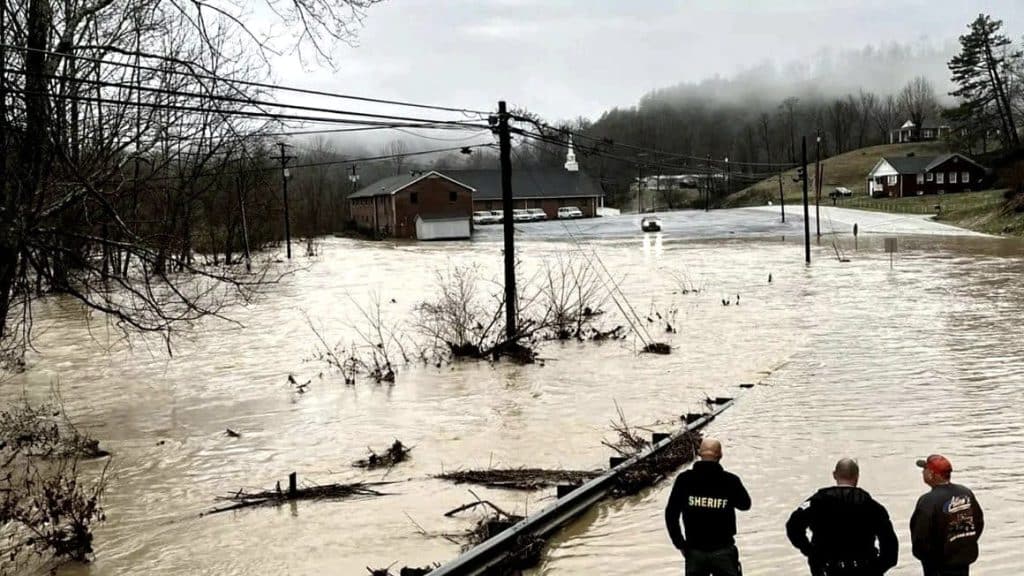 El país enfrenta lluvias y tormentas de nieve.