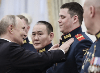 Rusia se compromete a fortalecer sus Fuerzas Armadas en defensa de la soberanía Putin reafirma su compromiso con la seguridad y soberanía nacional.