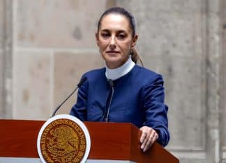 Sheinbaum a Google: México no aceptará renombrar el Golfo de México Google cambia nombre de la plataforma continental de México, denuncia Sheinbaum.