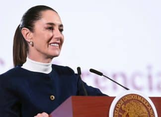 Sheinbaum confía en acuerdo pese a confirmación de imposición de aranceles por EEUU Claudia Sheinbaum confía en acuerdo ante aranceles que impondrá EEUU.