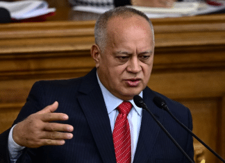 Venezuela desmantela complot terrorista financiado desde el extranjero Venezuela frustra plan terrorista relacionado con sectores de la oposición.