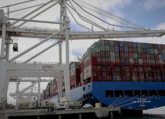 Entran en vigencia aranceles establecidos por China a EEUU Entran en vigor los nuevos aranceles de China, en respuesta al incremento de impuestos definidos por EEUU.