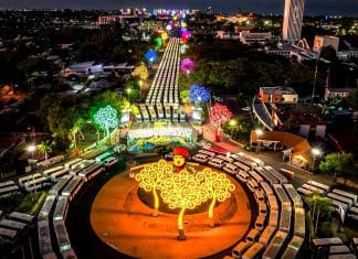 Gobierno de Nicaragua entrega nueva flota de buses chinos a transportistas Nicaragua entrega nueva flota de buses chinos.