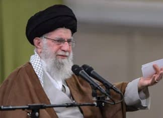 Irán: Responderemos con fuerza a cualquier agresión de EEUU El Gobierno iraní rechaza negociaciones directas con Washington.