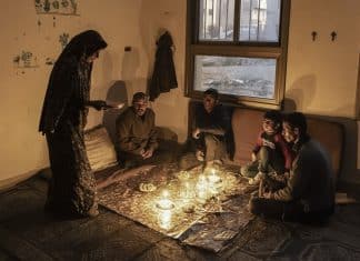 Israel ordena corte del suministro eléctrico contra la Franja de Gaza Desconexión eléctrica hacia la Franja de Gaza, ordenada por Israel forma parte de la agresión sionista contra los palestinos.