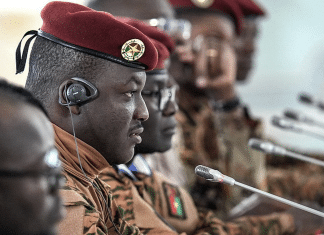 Burkina Faso desarticula intento de golpe de Estado planificado desde el exterior Gobierno de Burkina Faso detiene golpe de estado y complot destinado a desestabilizar el país.