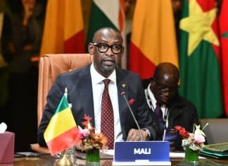 Malí acusa a Ucrania de ser un patrocinador del terrorismo Malí investiga vínculos de Ucrania con el terrorismo en el Sahel.