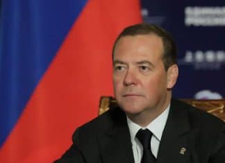 Rusia advierte sobre el colapso económico de la Unión Europea Rusia prevé un crecimiento económico del 3% a pesar de las sanciones en comparación con la UE