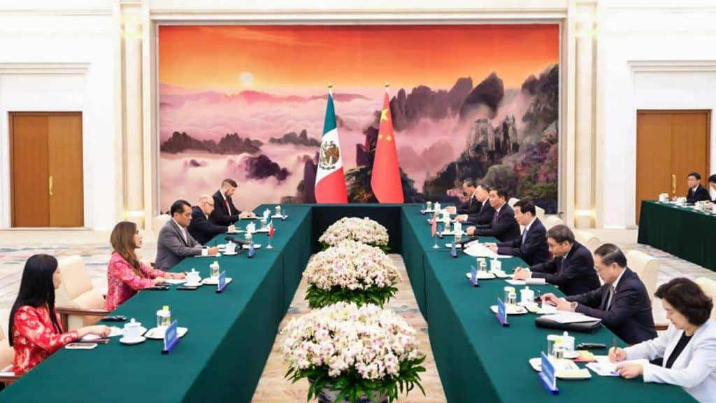 China y México fortalecen cooperación estratégica tras reunión en Beijing