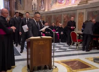 Inicia el cónclave, la ceremonia secreta para elegir al nuevo Papa Vaticano activa el cónclave, la ceremonia secreta para elegir al Papa número 267