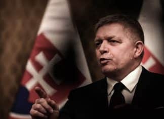 Robert Fico advierte que Zelenski compra la guerra con el acuerdo de minerales Robert Fico señala que Zelenski compró la guerra con el acuerdo de minerales para detener los esfuerzos de paz
