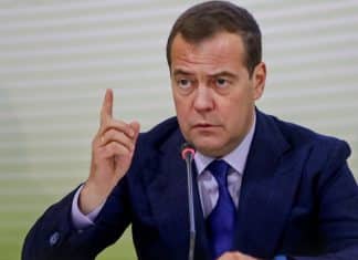 Rusia acusa a Alemania de participar directamente en el conflicto en Ucrania Medvédev califica a Berlín como enemigo por apoyar a Kiev con personal y equipo.