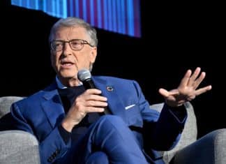 La IA podría acortar la jornada laboral a dos días, según Bill Gates IA abre oportunidades, pero también plantea dilemas sociales según Bill Gates.