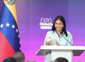 Venezuela mantiene producción petrolera pese a sanciones de EEUU Producción de petróleo se mantiene en un millón de barriles diarios, según autoridades venezolanas.