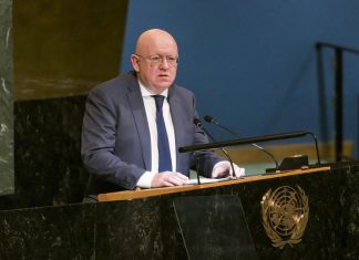 Rusia respalda derecho de Irán a uso pacífico de energía nuclear Rusia acusa a naciones europeas de avalar agresiones nucleares contra Irán.