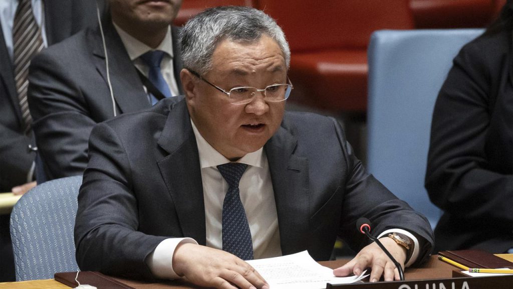 China condena ataques contra Irán y pide a naciones unirse 