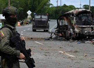 Gobierno de Colombia pide ayuda a EEUU para esclarecer atentado Más de 20 atentados simultáneos en Colombia, serán investigados con ayuda de EEUU.