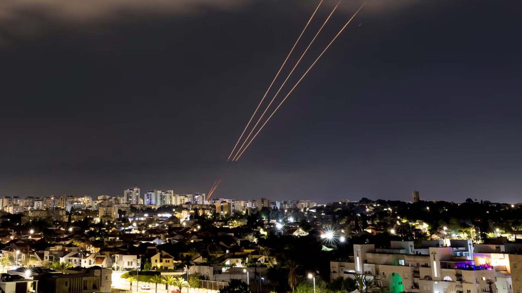 Funcionario iraní advierte que represalias a Israel serán más contundentes 