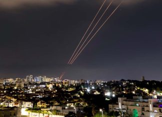 Irán advierte que responderá con más fuerza si Israel ataca zonas civiles Funcionario iraní advierte que represalias a Israel serán más contundentes