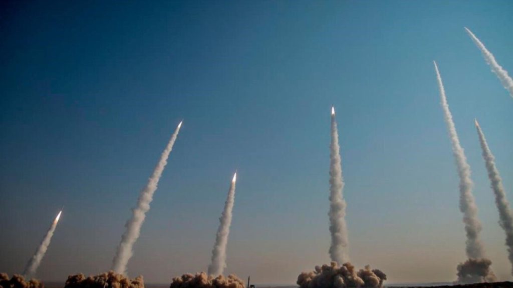 Irán e Israel anuncian alto el fuego, tras una intensa ofensiva militar de 12 días