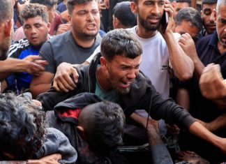 Más de cien palestinos son masacrados en centros de ayuda humanitaria Centros de ayuda humanitaria son usados como trampa mortal para masacrar palestinos