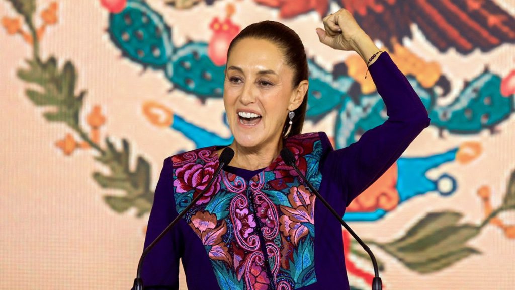 México anuncia apoyo a migrantes ante impuesto del 1 % a remesas en efectivo