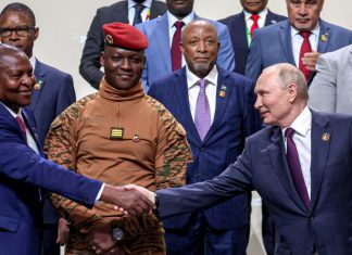 Rusia profundiza su colaboración en defensa con África Moscú impulsa relaciones integrales con África centradas en comercio, infraestructura y recursos estratégicos.