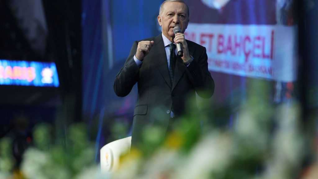 Turquía llama a las potencias a no ser cómplices del gobierno israelí.