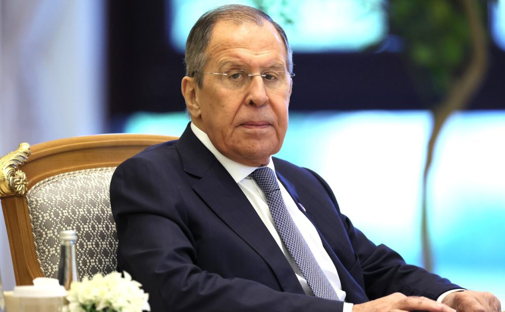 La imagen de Rusia como “enemiga” sirve para encubrir inflación, desempleo y criminalidad de Occidente.