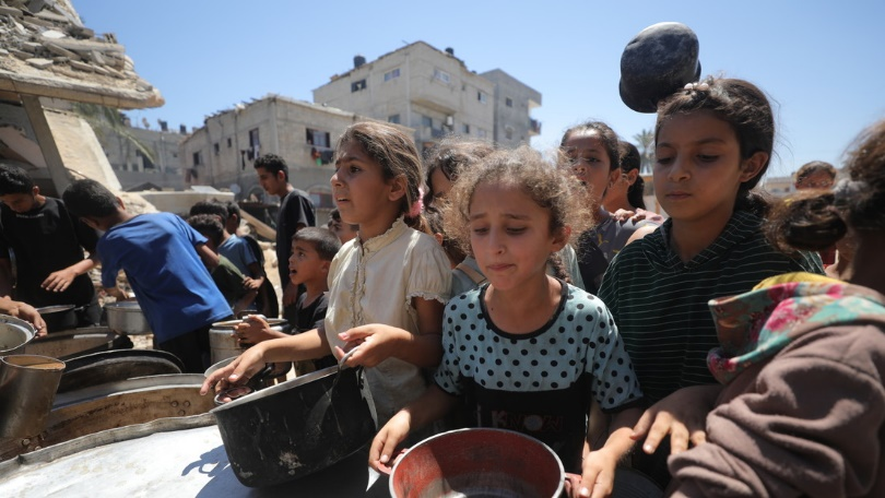 Hospitales colapsados, niños hambrientos y ayuda bloqueada: el drama continúa en Gaza 