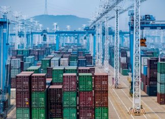 Exportaciones de México crecen 4,4 % en primer semestre de 2025