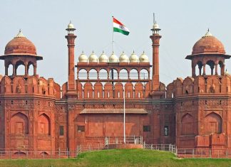 India responde a los aranceles de Trump Trump aplica aranceles del 25 % a productos indios a partir del 1 de agosto