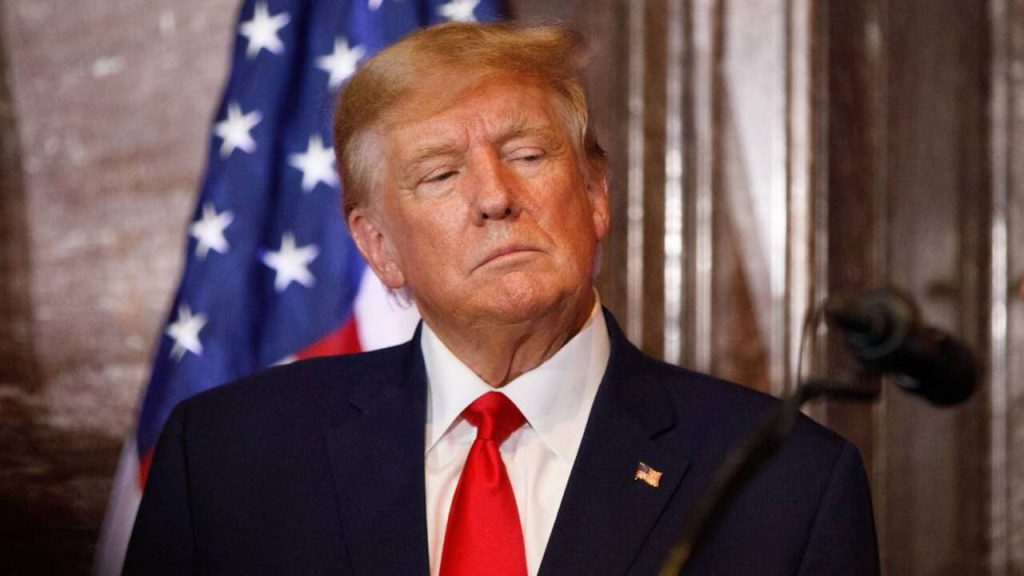 Fracasa intento de Trump de restringir la ciudadanía a hijos de inmigrantes
