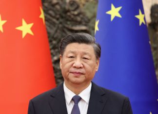 Xi Jinping: Relaciones entre China y UE atraviesan su punto más crítico Xi propone resolver con diálogo las diferencias comerciales con Bruselas