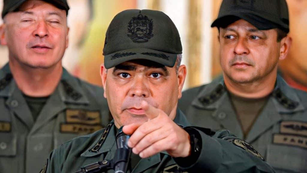 El alto mando acusó a Washington de intentar imponer su hegemonía en el Caribe