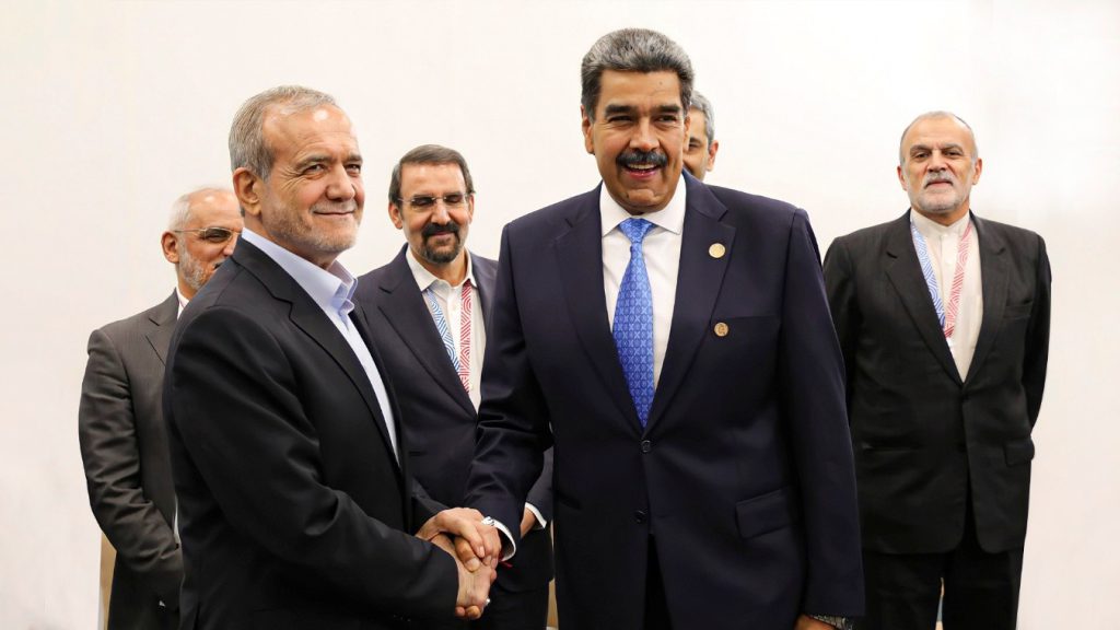 Irán y Venezuela rechazaron en conjunto las acusaciones y presiones militares de EEUU
