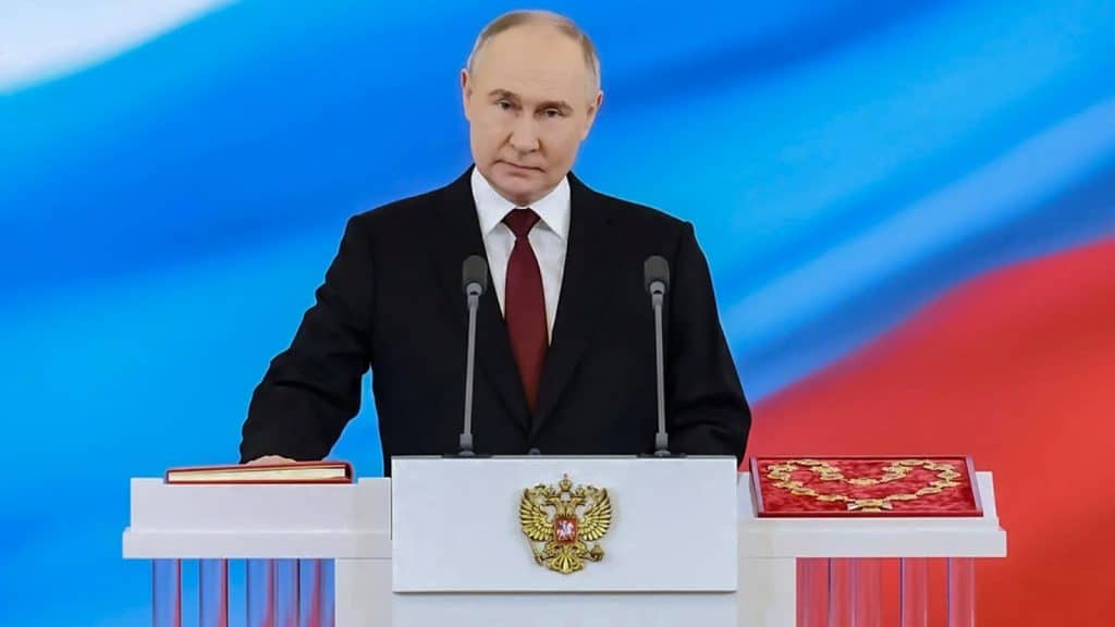 Vladímir Putin revela que Rusia ya inició la producción en serie del misil balístico Oréshnik.