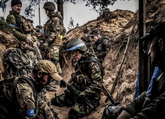 Rusia acusa a Kiev de aliarse con sicarios latinoamericanos El vicepresidente del Consejo de Seguridad ruso, Dmitri Medvédev, acusa a Kiev de utilizar criminales internacionales en el frente de batalla