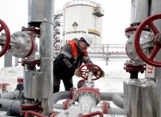 Rusia denuncia plan británico para sabotear petroleros